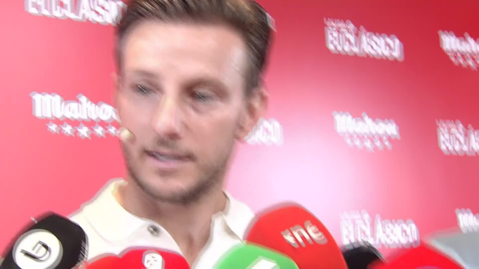V033-MADRID ACTO CLASICO RAKITIC Y BAPTISTA