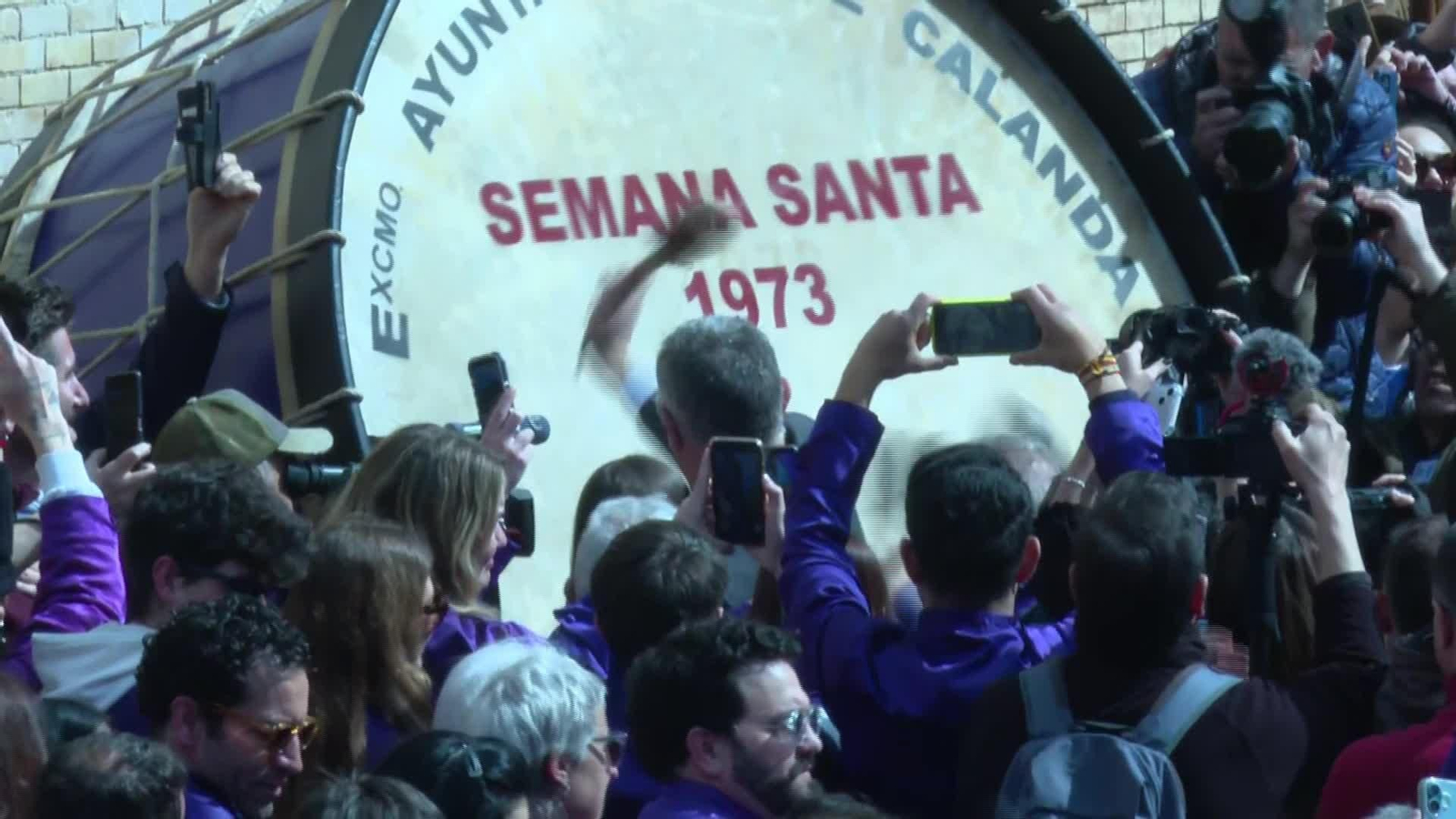 V015-TERUEL COMIENZA ROMPIDA DE LA HORA EN CALANDA