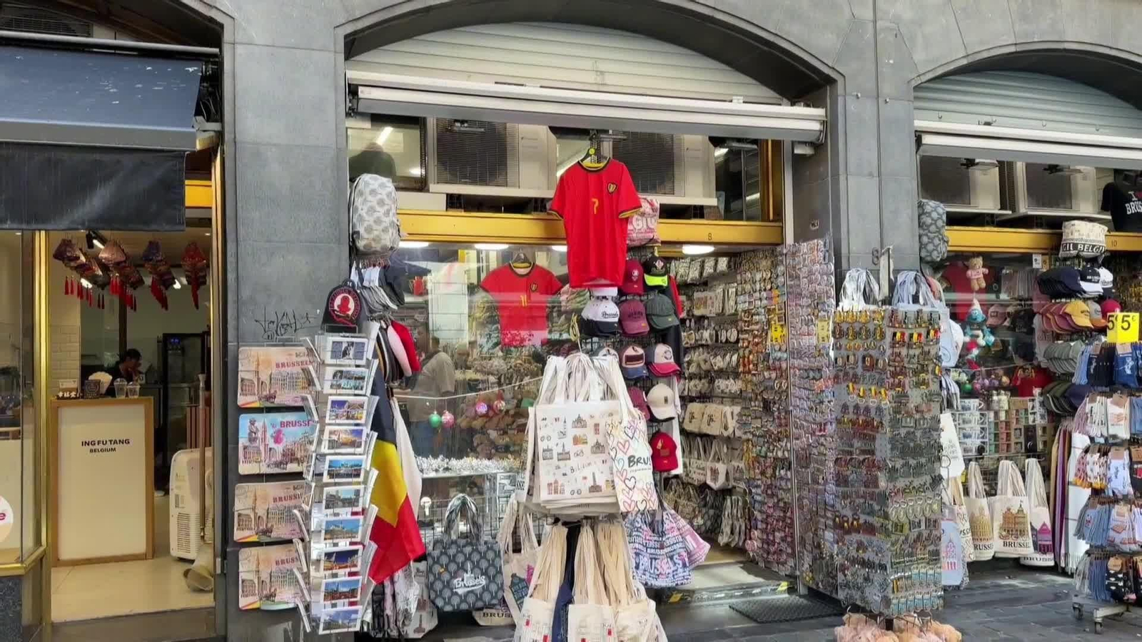 V025-BÉLGICA AFICIONADOS ESPAÑOLES EN BRUSELAS