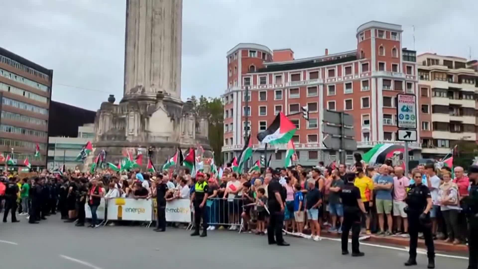 va bilbao protesta contra israel vuelta ciclista