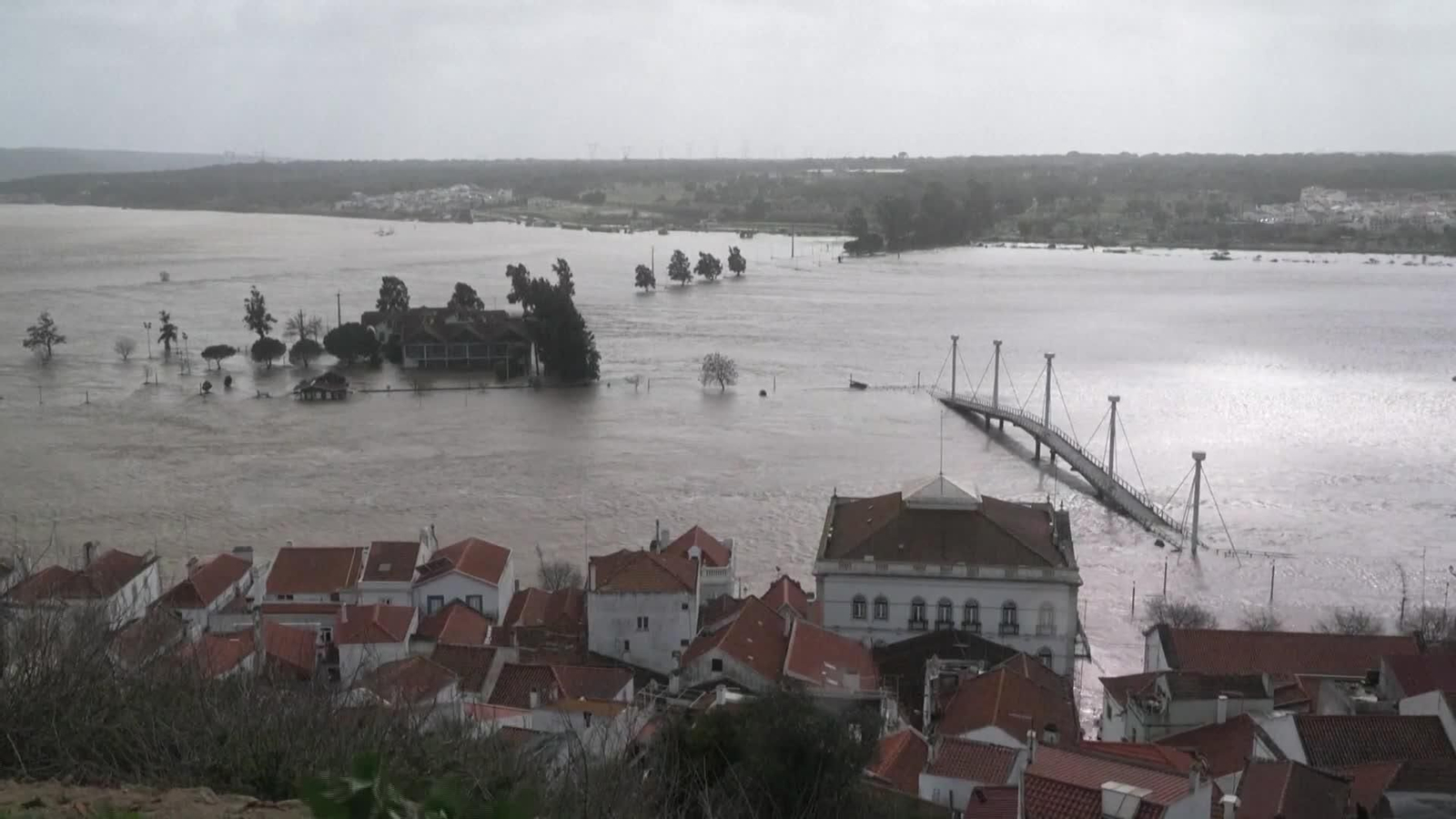 J066-PORTUGAL INUNDACIONES