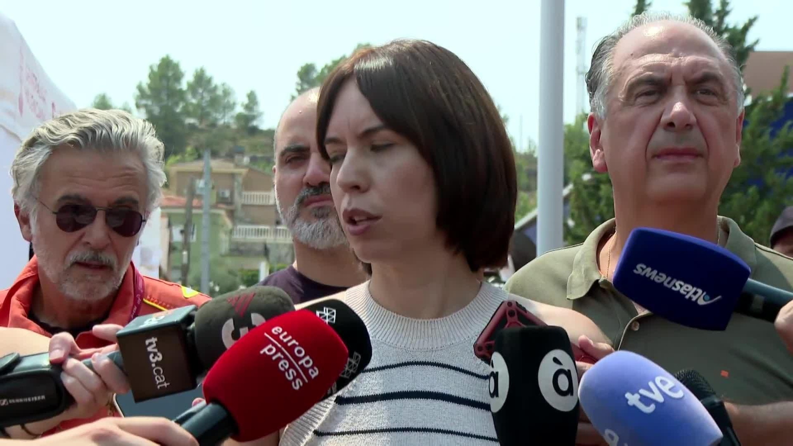 El fuego político no se extingue