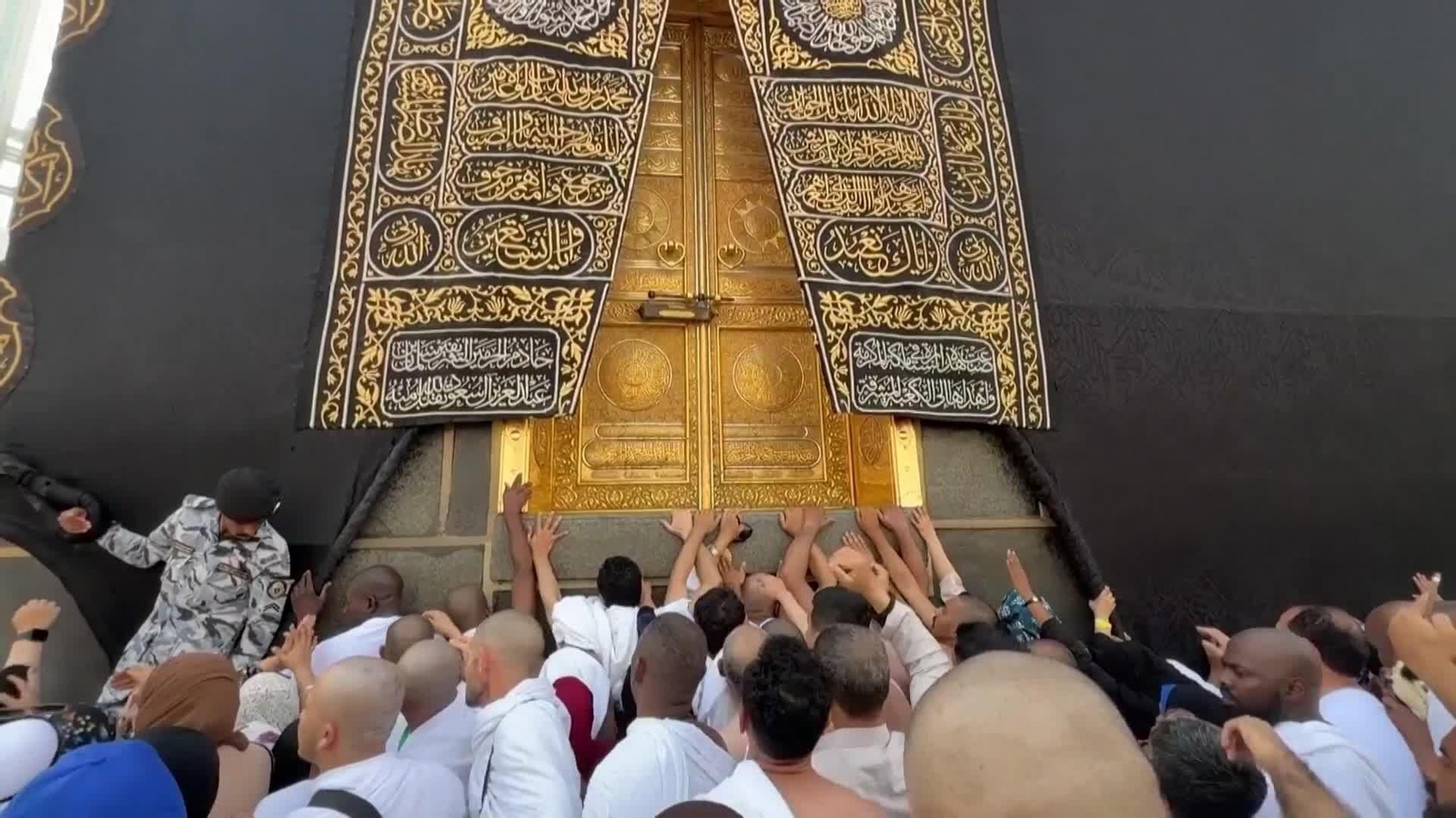 va musulmanes acuden rezo gran mezquita