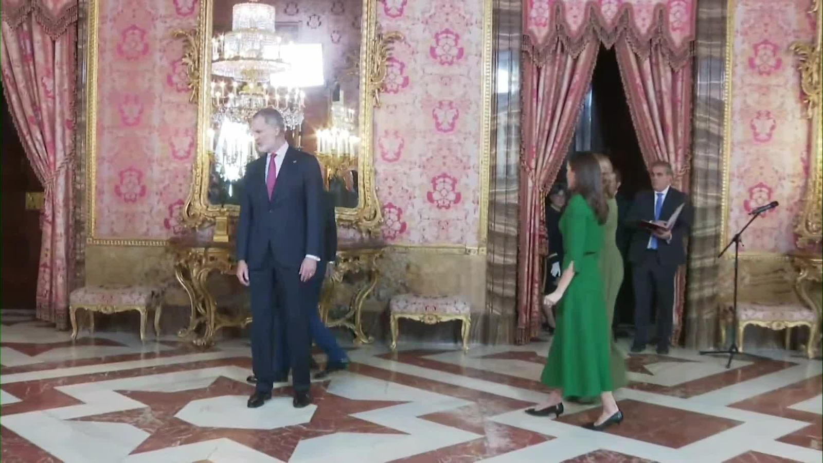 J053-MADRID ALMUERZO REYES Y DUQUE LUXEMBURGO