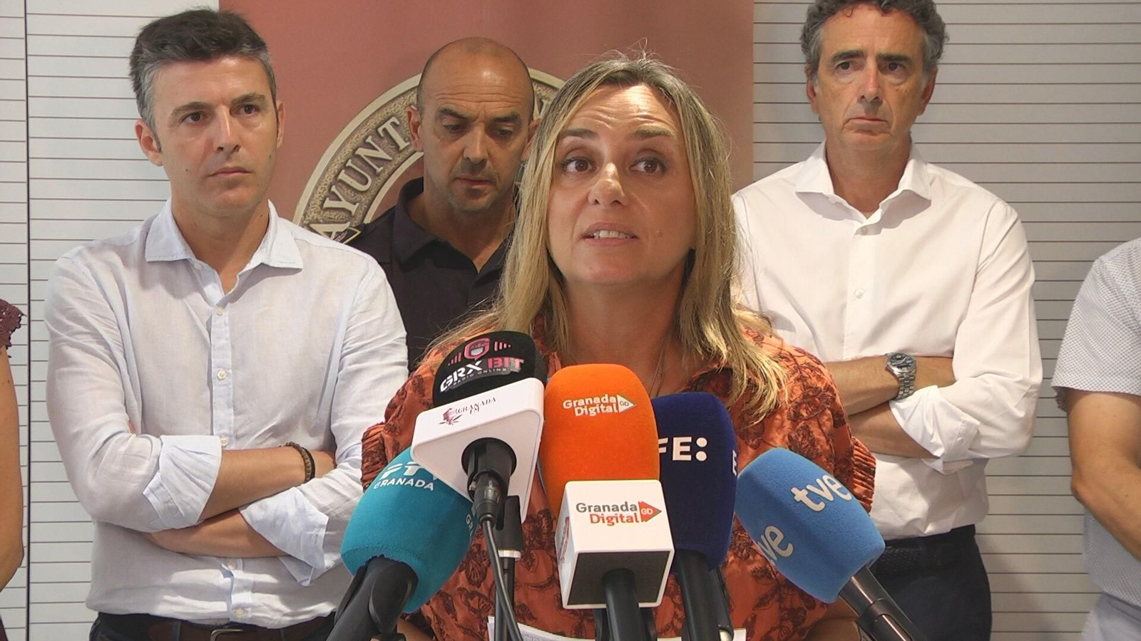 M071 GRANADA RUEDA DE PRENSA ALCALDESA frame 5751