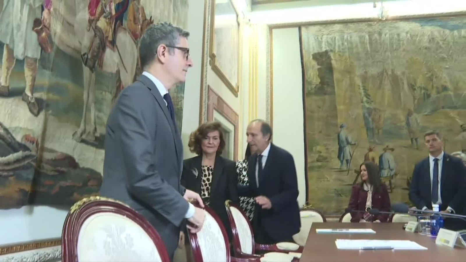 X051-EDI VARIOS REACCIONES DECLARACIONES GONZALEZ AMADOR