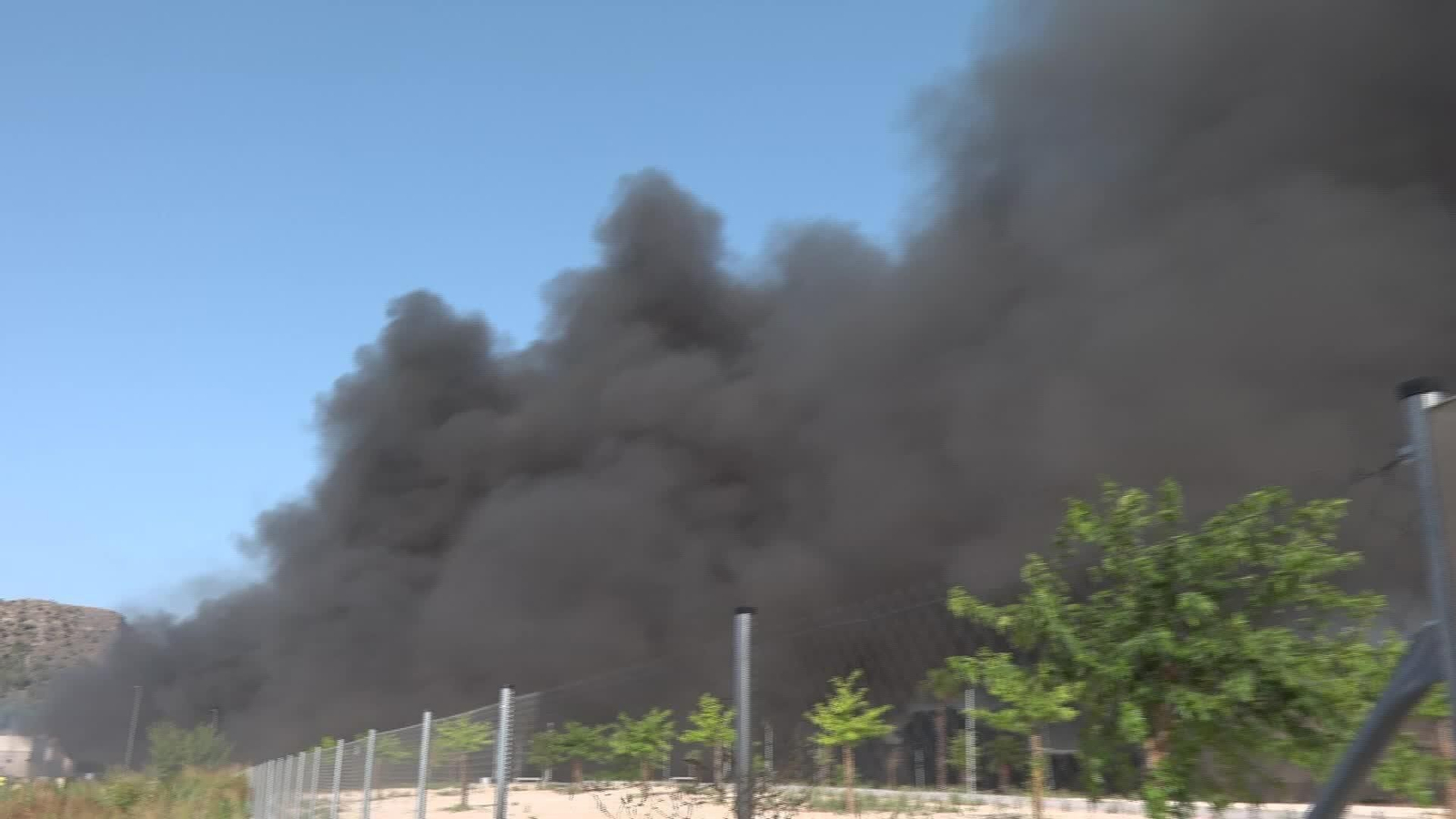 J072-VALENCIA XATIVA INCENDIO NAVE
