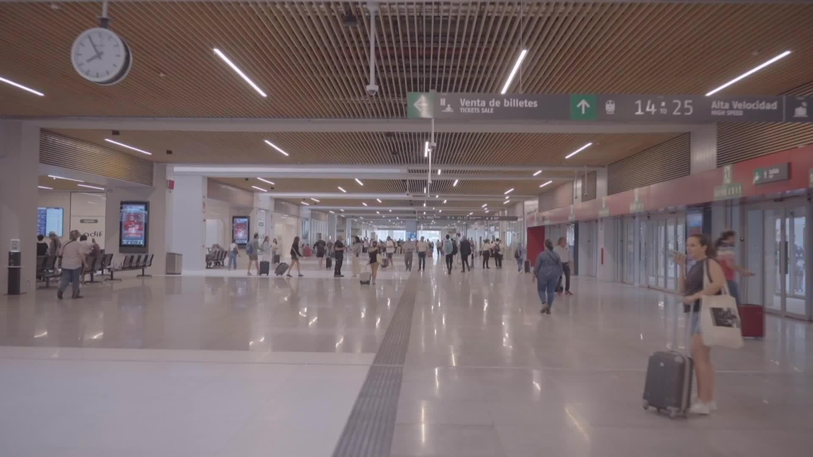 M054-MADRID INAUGURACION ESTACION CHAMARTIN