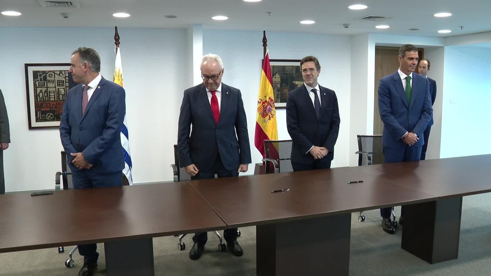 M082-MONTEVIDEO FIRMA ACUERDOS SANCHEZ