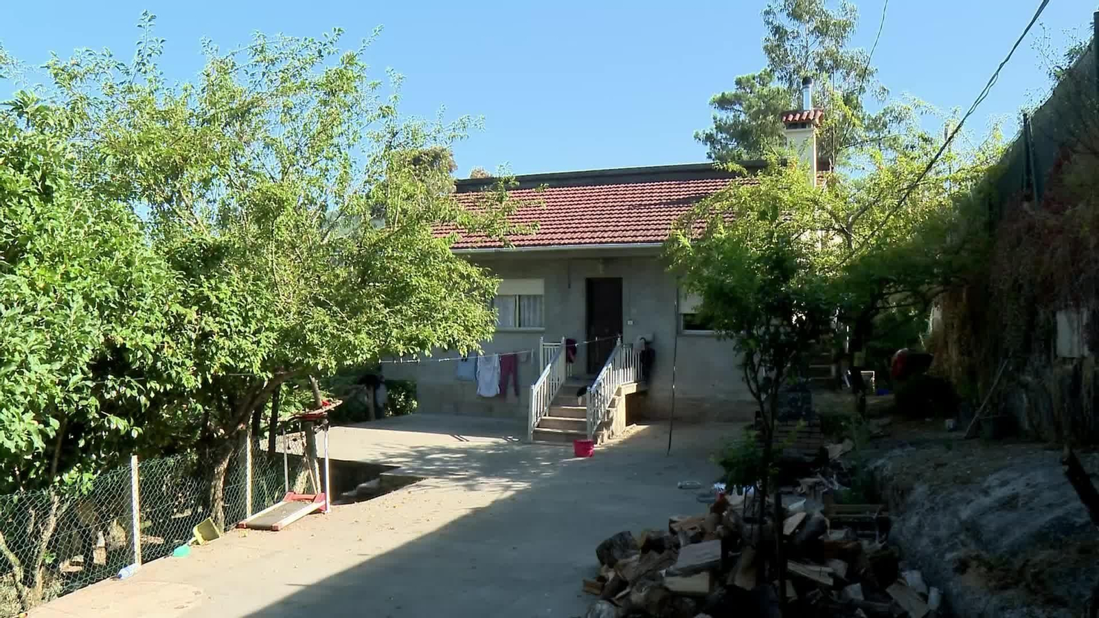 X026-PONTEVEDRA O PORRIÑO ASESINATO TRABAJADORA