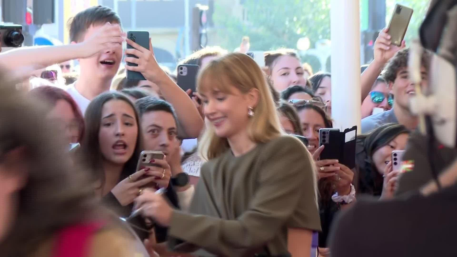 V063-SAN SEBASTIAN ALFOMBRA JENNIFER LAWRENCE