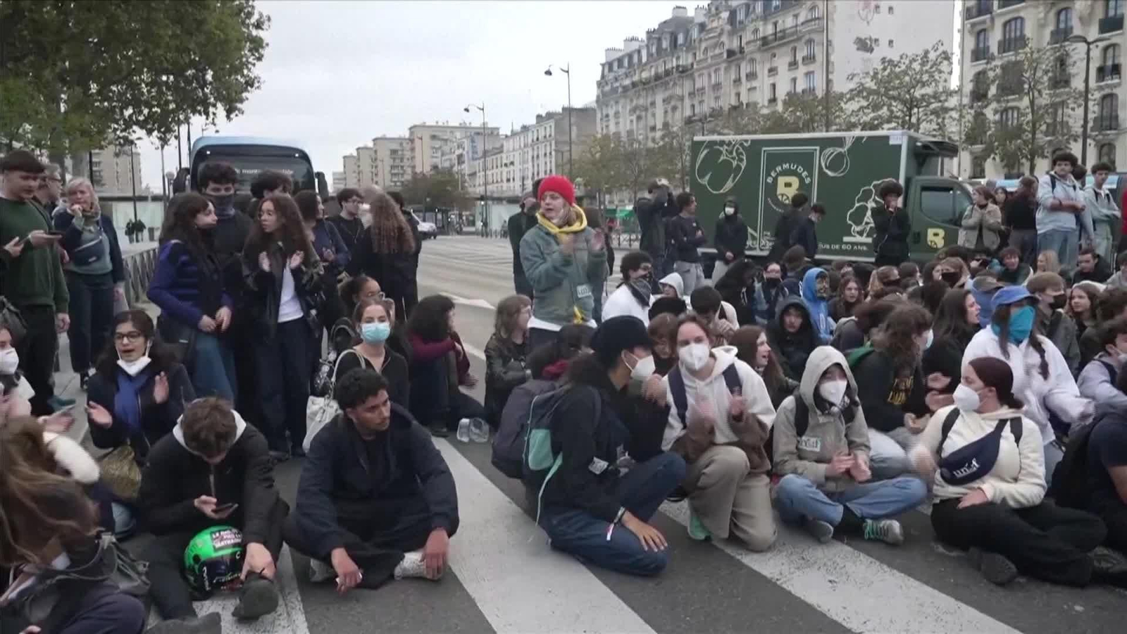 V001-FRANCIA PROTESTAS ESTUDIANTES