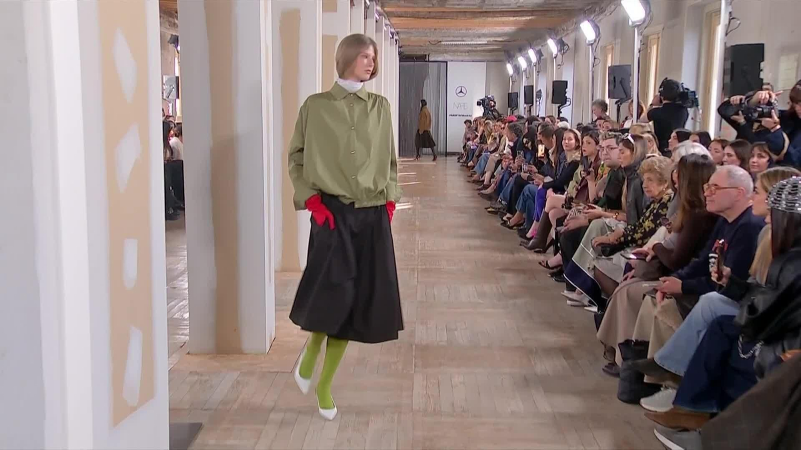 V086-MADRID MALNE EN SEMANA DE LA MODA