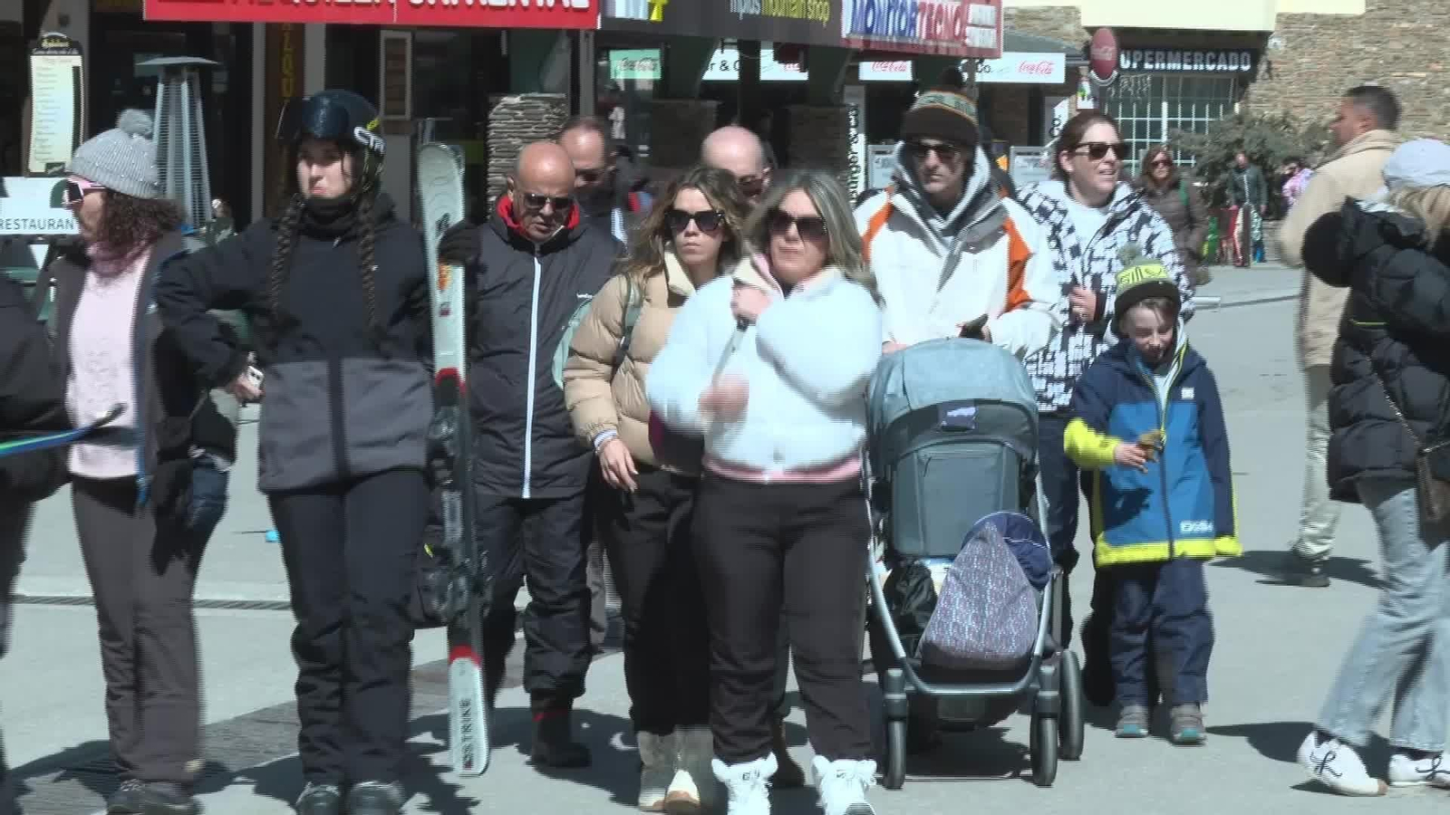 V010-GRANADA ESTACION ESQUI SIERRA NEVADA A TOPE