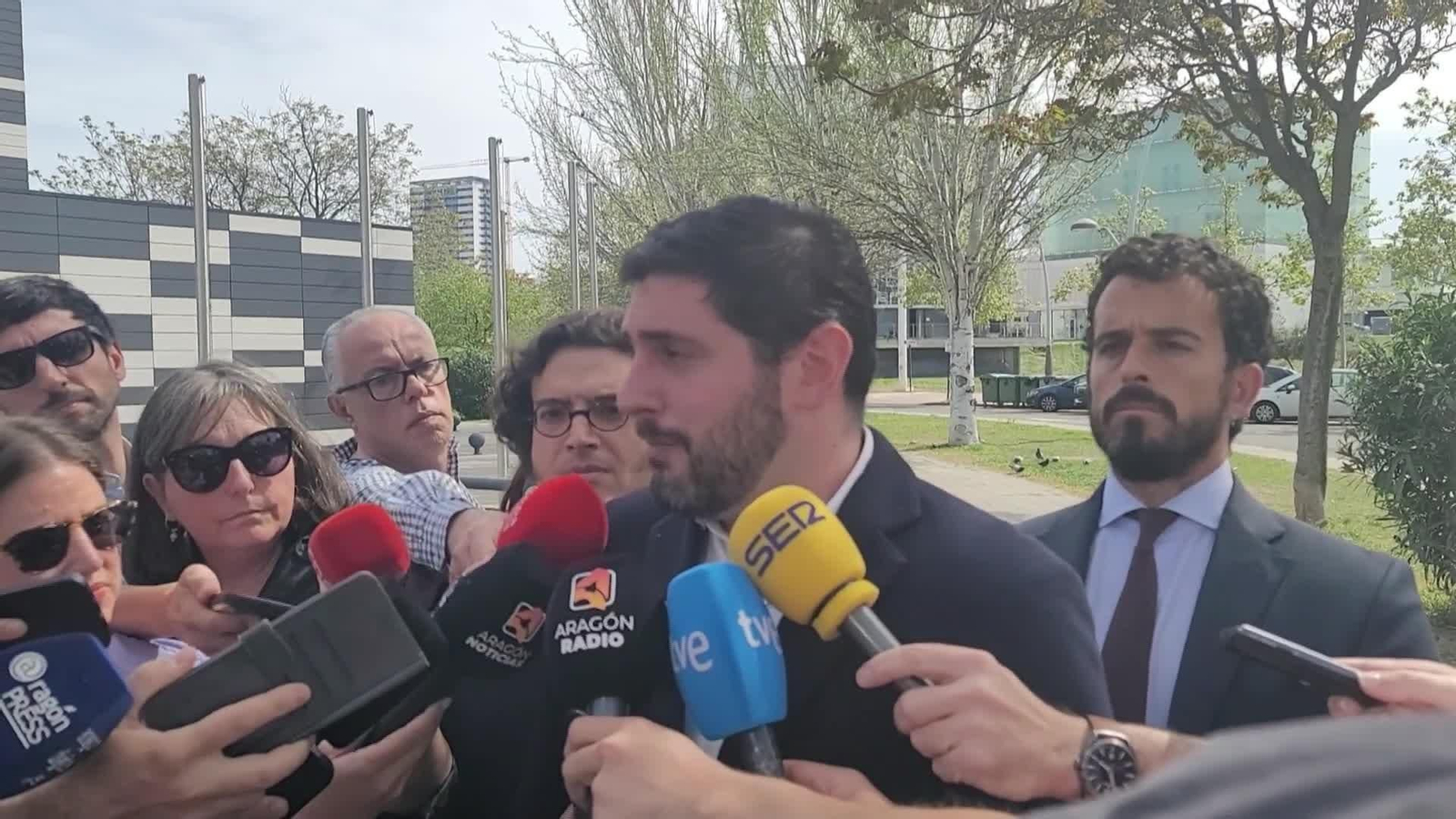 X064-ZARAGOZA RP VOX SOBRE GOBIERNO ARAGON