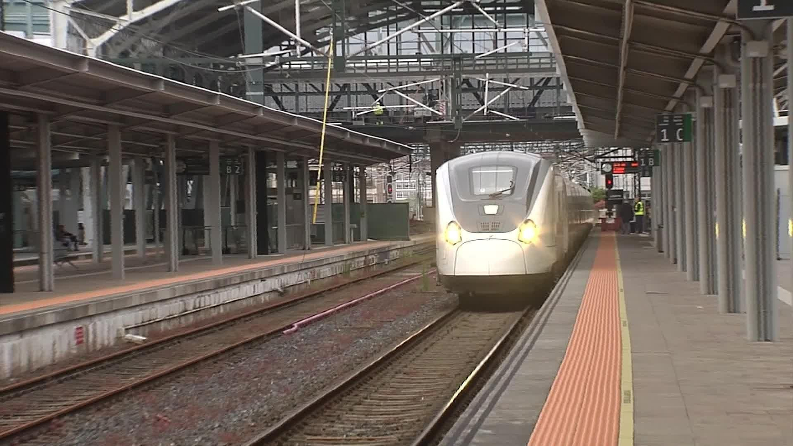 X003-EDI-VARIOS VELOCIDADES AVE