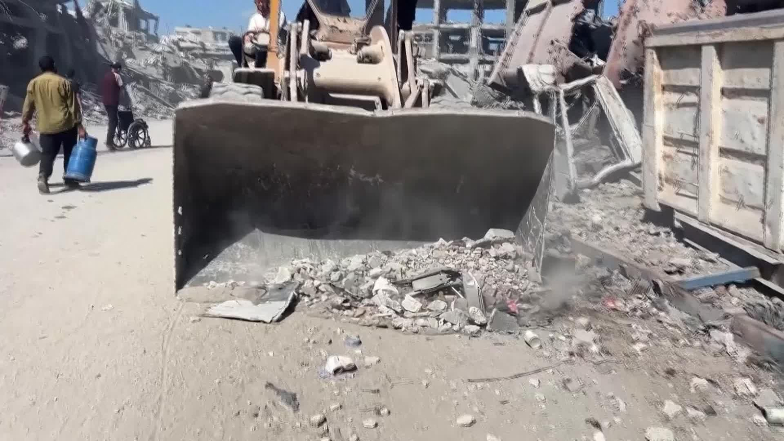 M052-GAZA RETIRADA DE ESCOMBROS