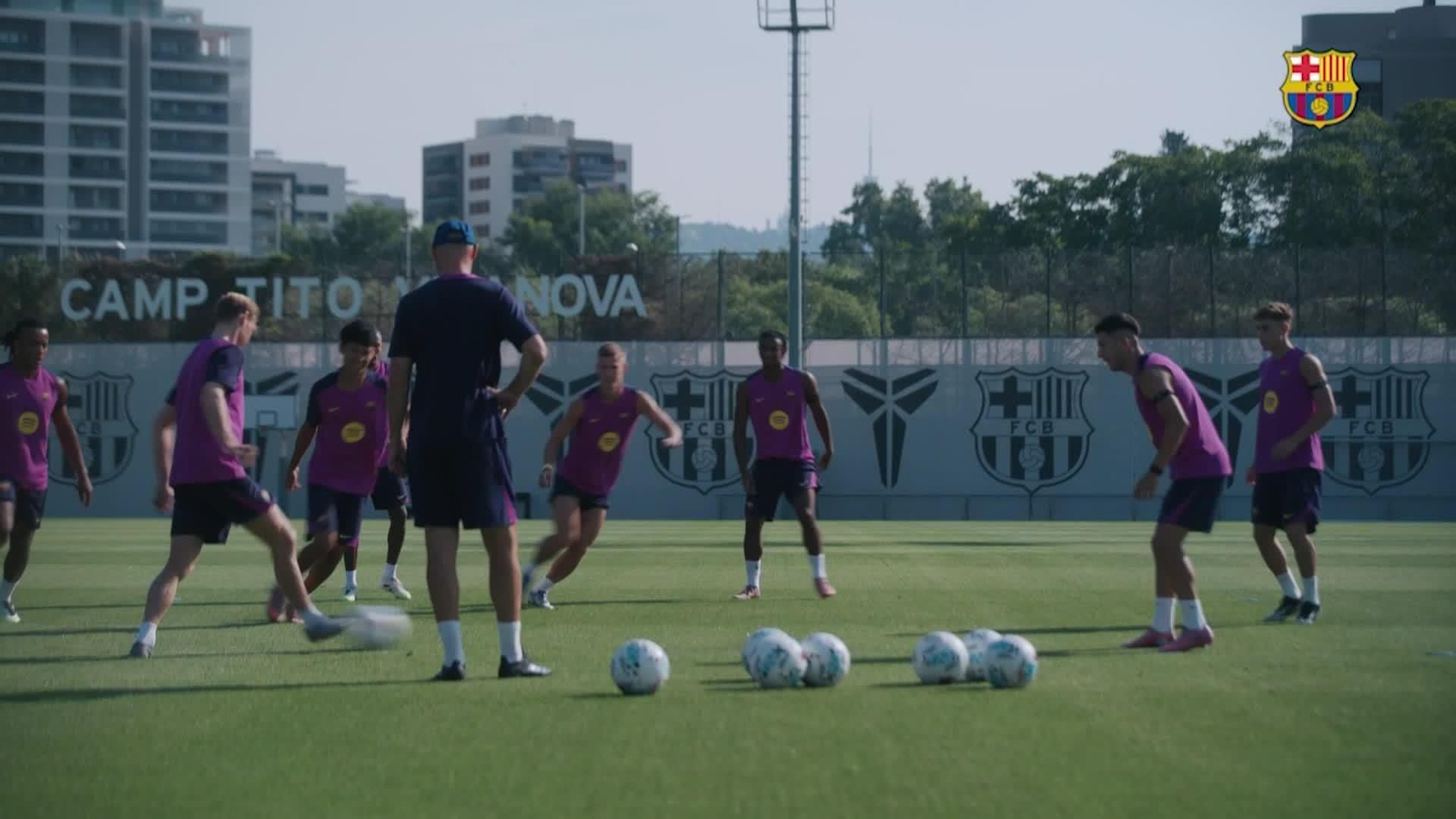 J035-BARCELONA ENTRENO FC BARCELONA