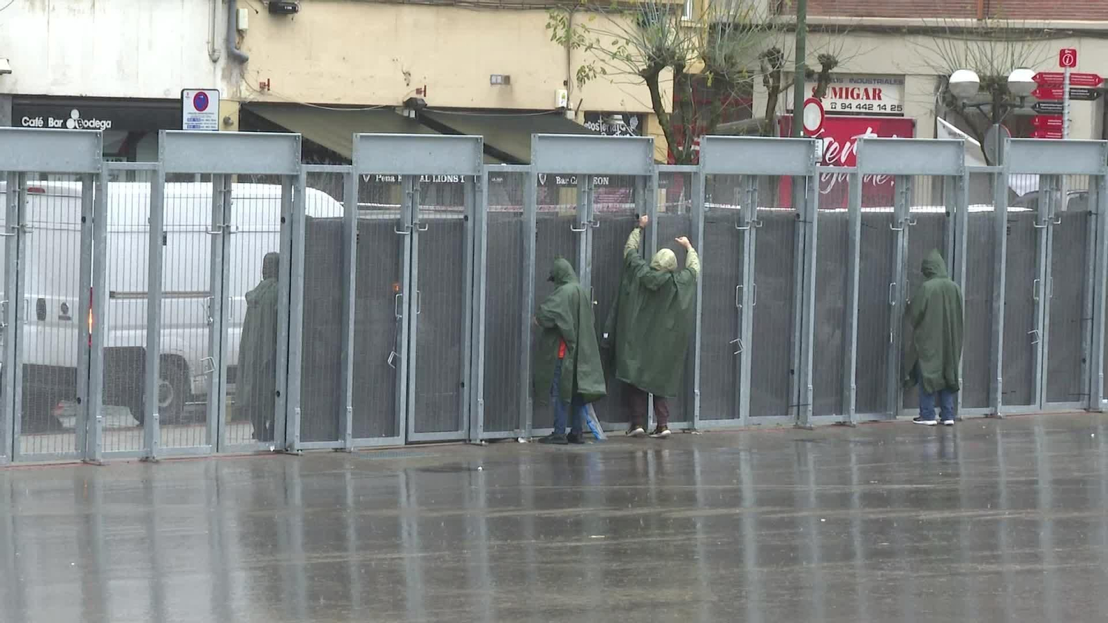 X047-BILBAO BLINDAJE EN SAN MAMES POR EL ATHLETIC- PSG