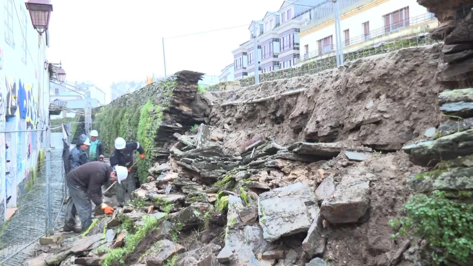 va trabajos muralla caida