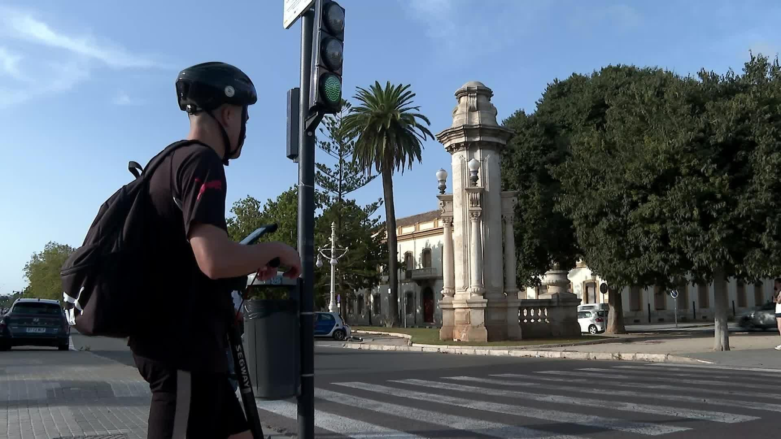 M068-VALENCIA SEMAFORO AMBAR
