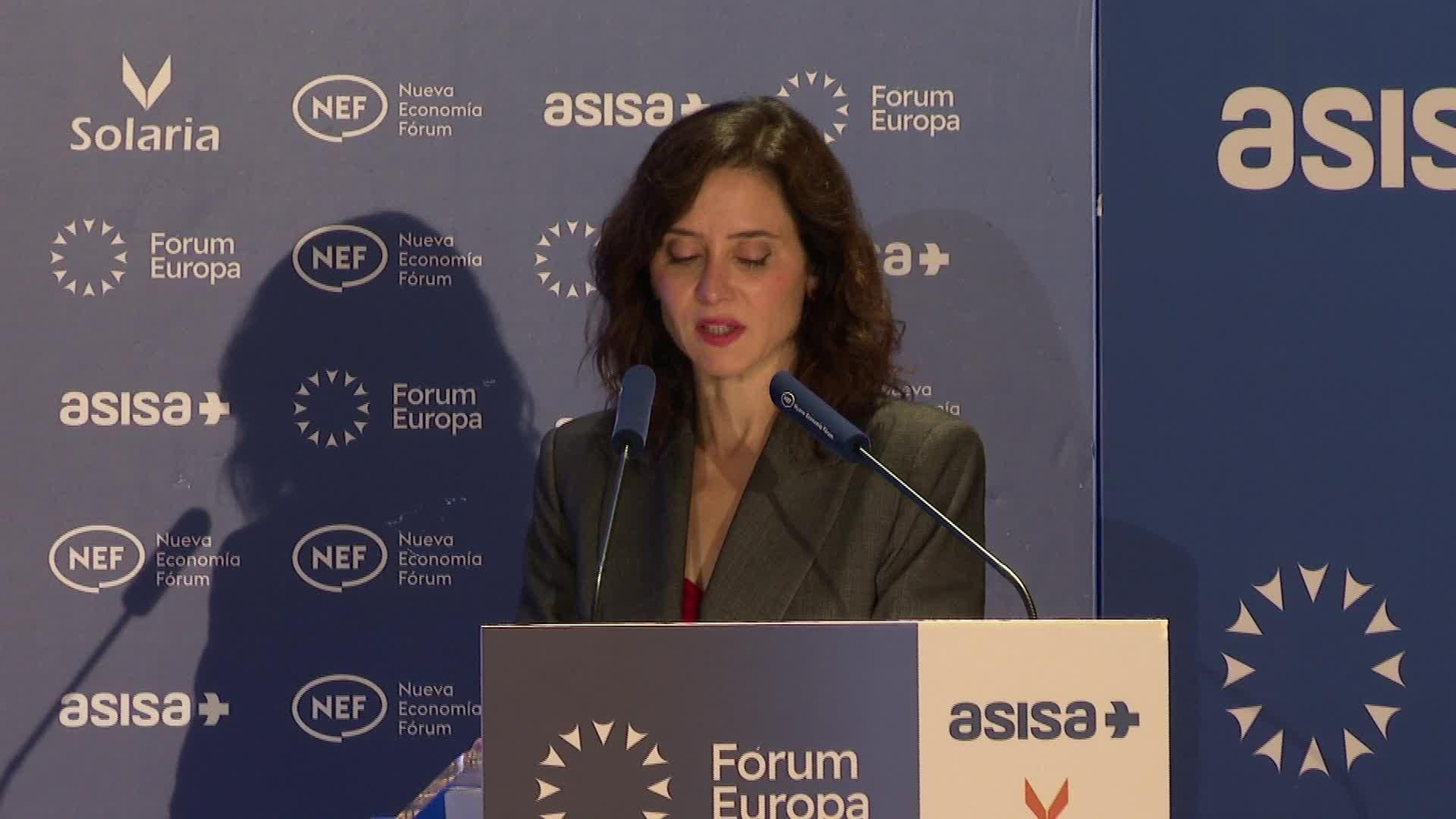 L016-MADRID DESAYUNO INFORMATIVO AYUSO