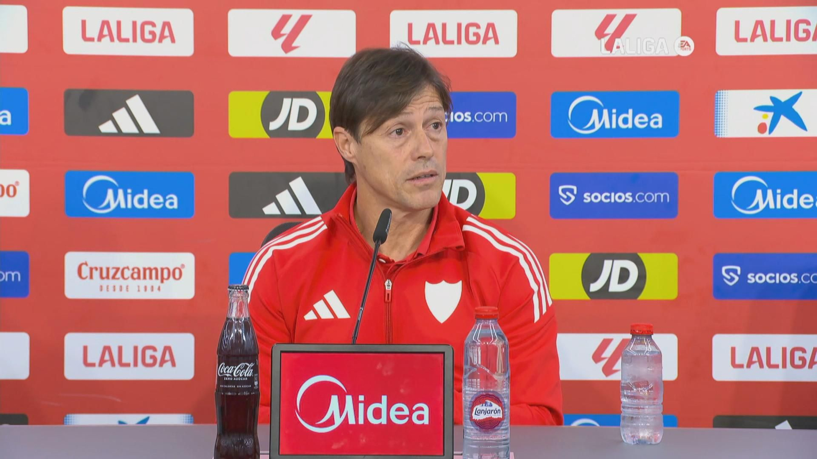 Almeyda: "El Sevilla va a tener que competir hasta el último segundo de este torneo"