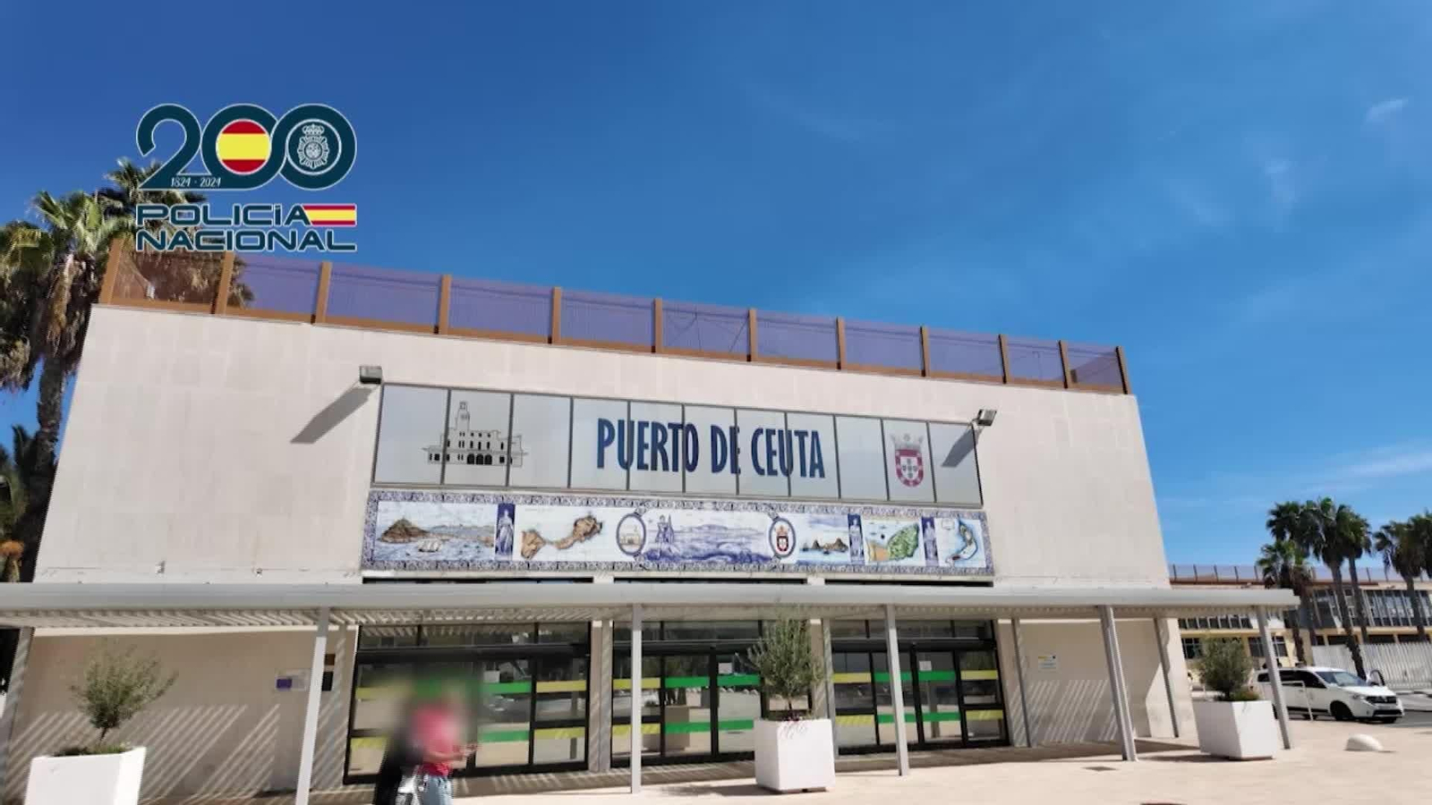 J044-IMAGENES POLICIA FRAUDE MIGRANTES CEUTA