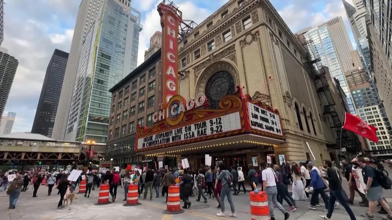 va usa mani contra trump OK