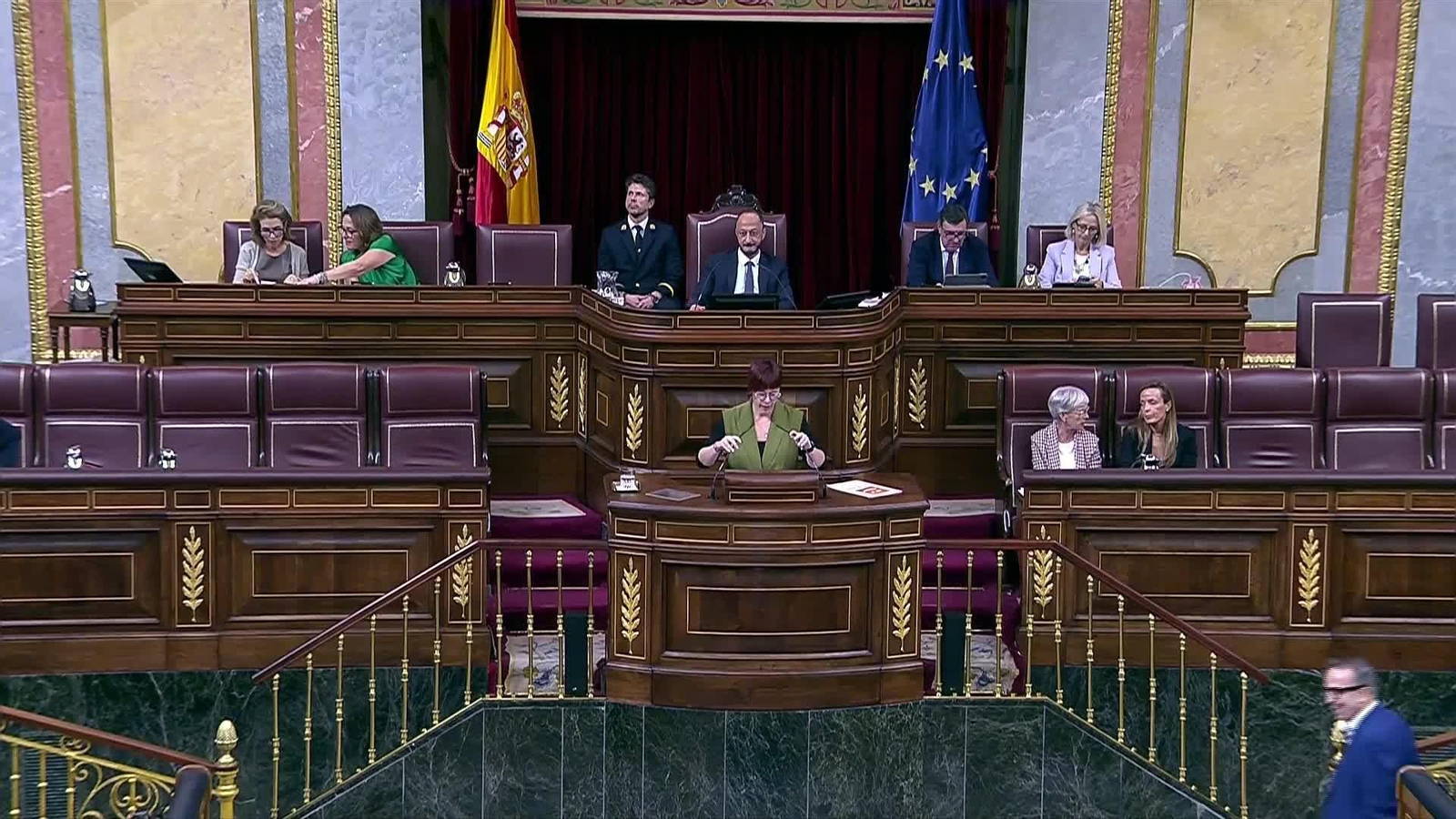 V073-CONGRESO PLENO VIVIENDA DECRETO 2 COMPROMIS