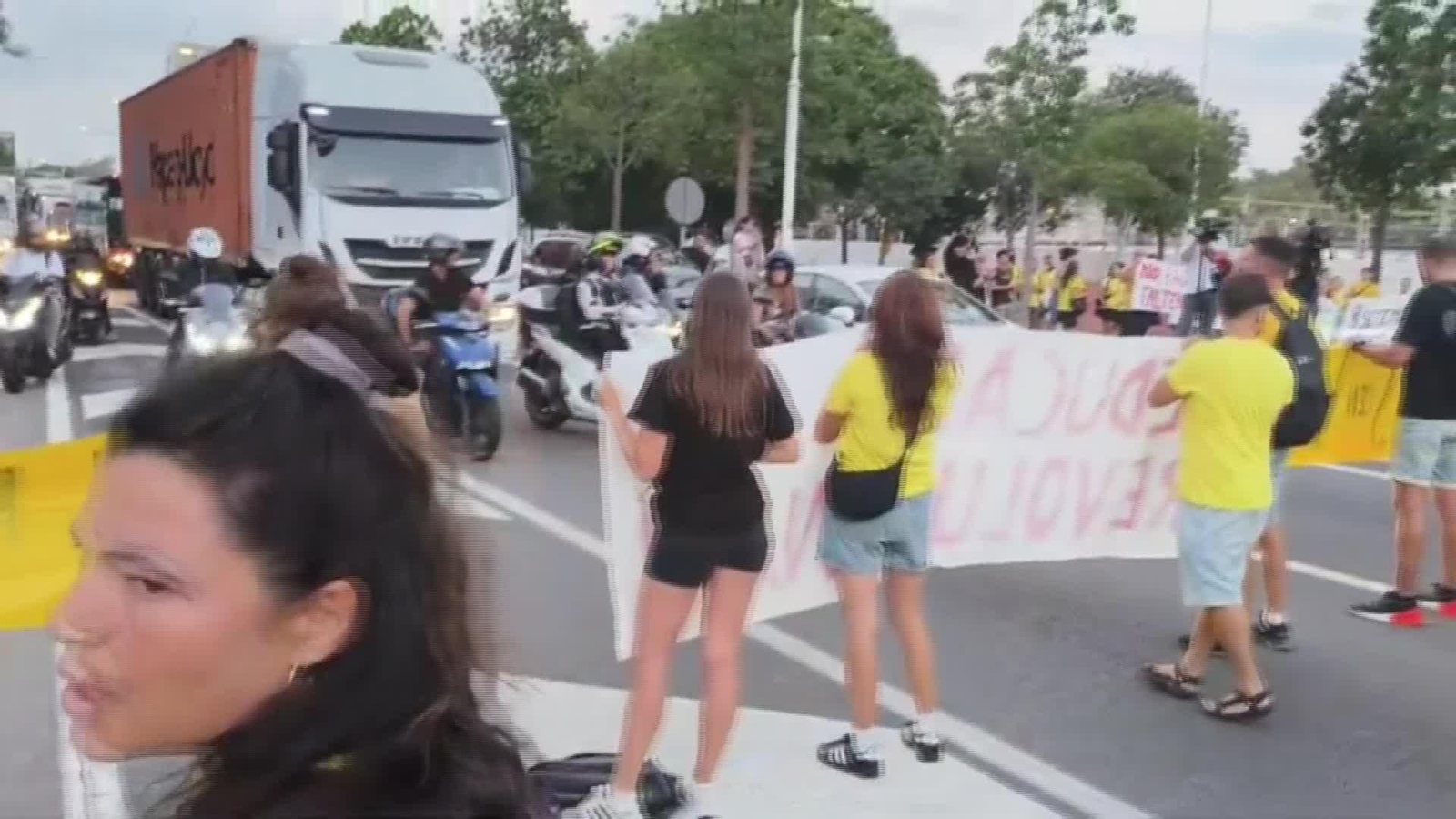 M048-EDI CEUTA MOVILIZACIONES PROFESORES