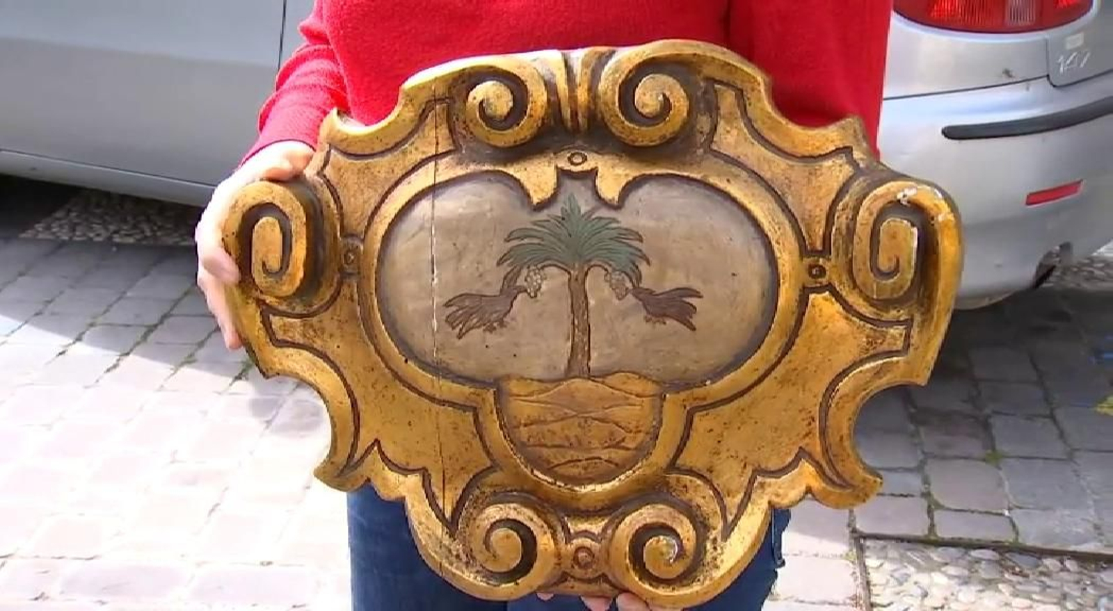 Sorpresa en Porreres (Mallorca) por el plagio de su escudo en la nueva empresa de Meghan Markle Sorpresa en Porreres (Mallorca) por el plagio de su escudo en la nueva empresa de Meghan Markle
