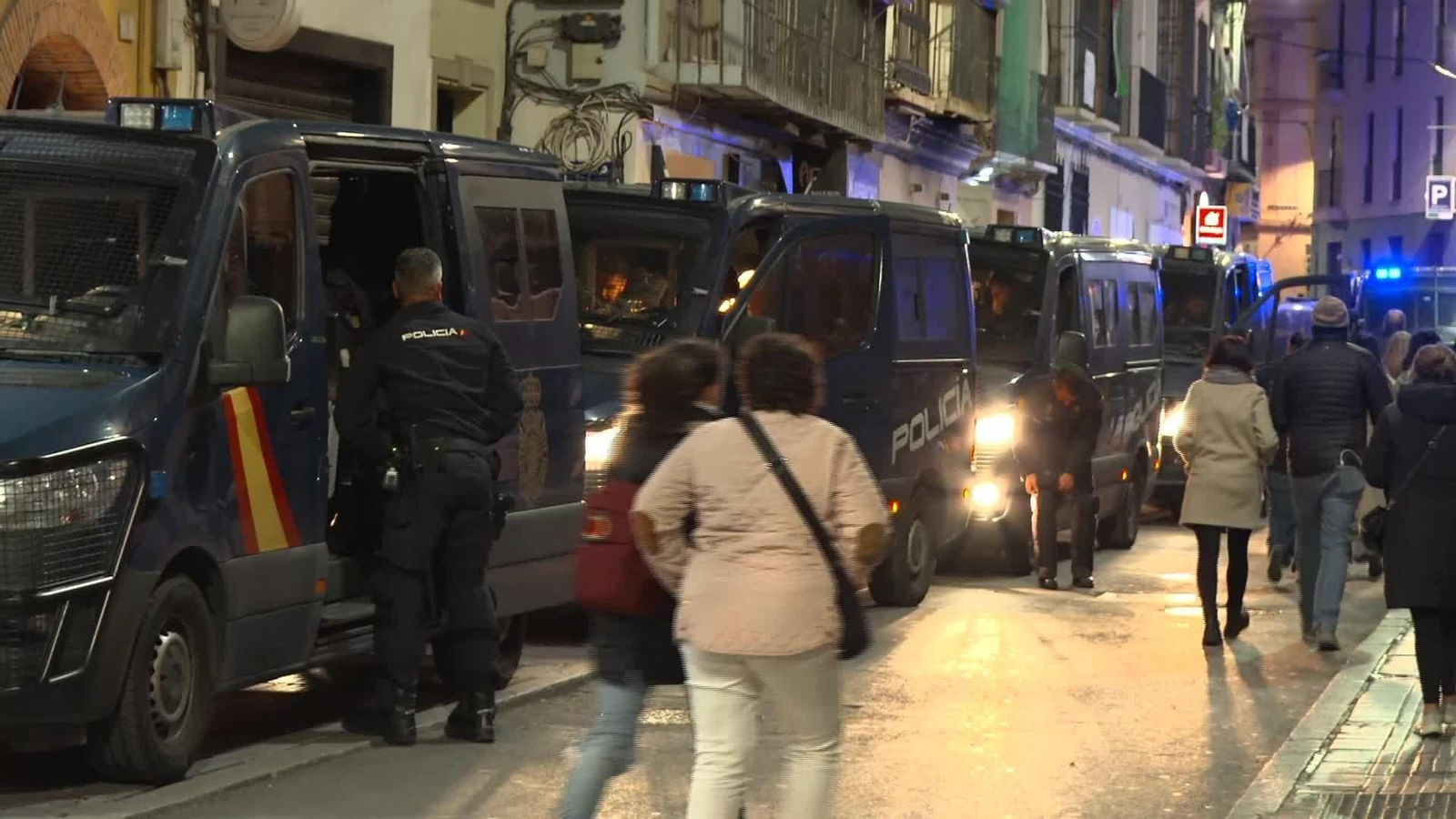 D018-MALAGA DESALOJO EDIFICIO