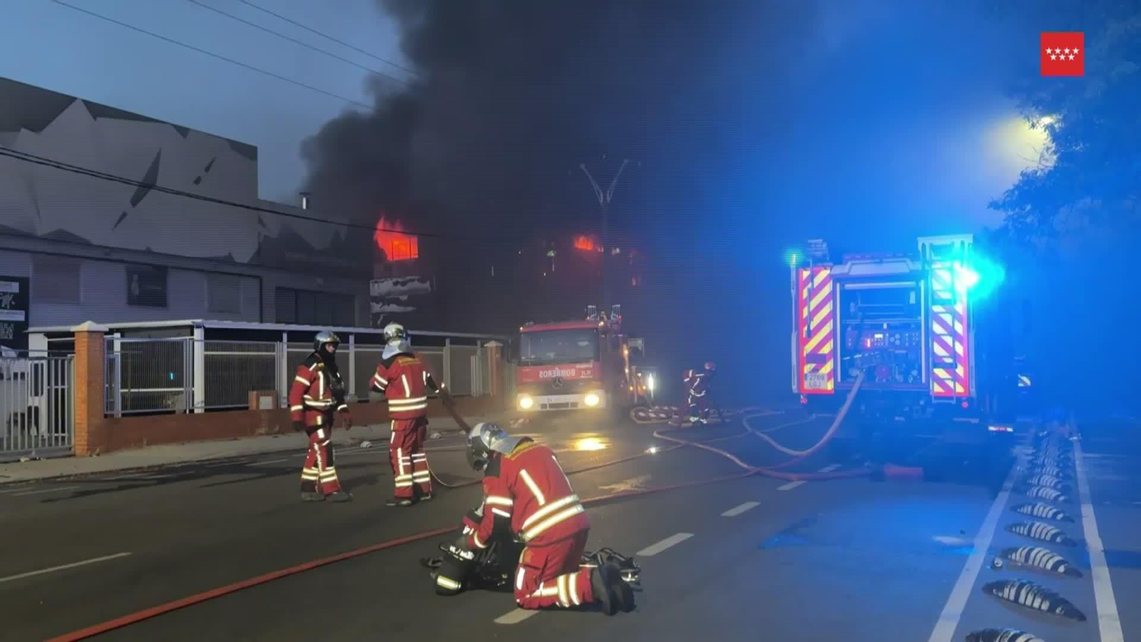V005-IMAGENES 112 INCENDIO NAVE LEGANES