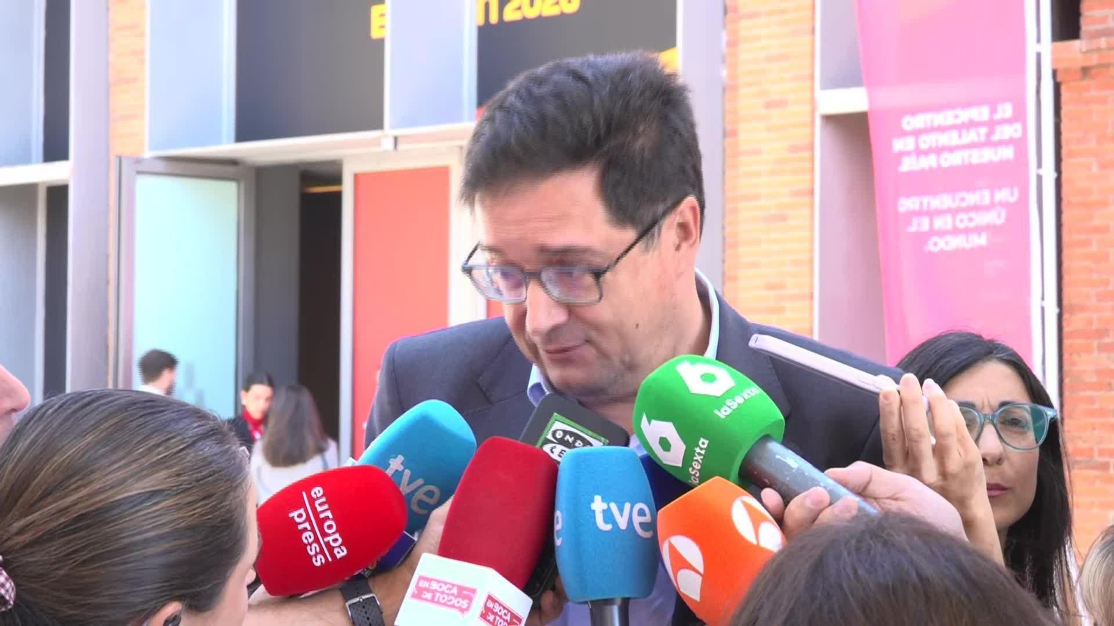 J032-MADRID ACTO DE OSCAR LOPEZ