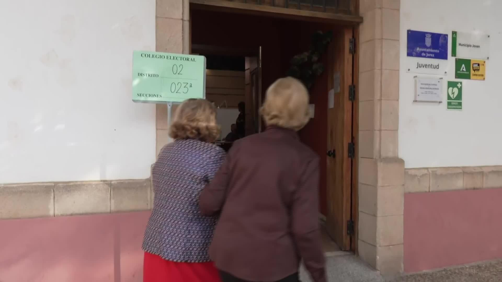 D012-CADIZ APERTURA COLEGIOS ELECTORALES JEREZ