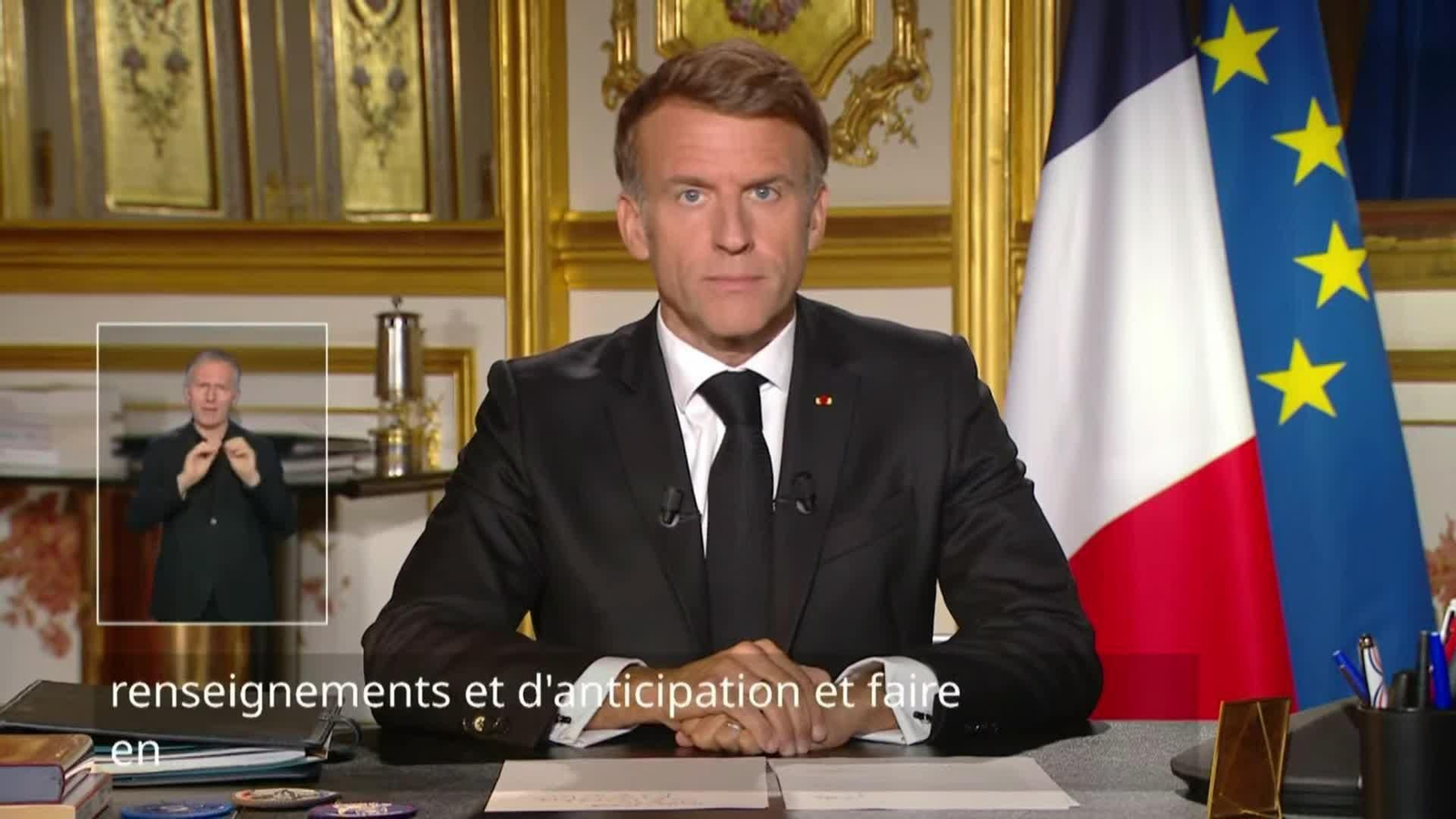 va discurso macron noche