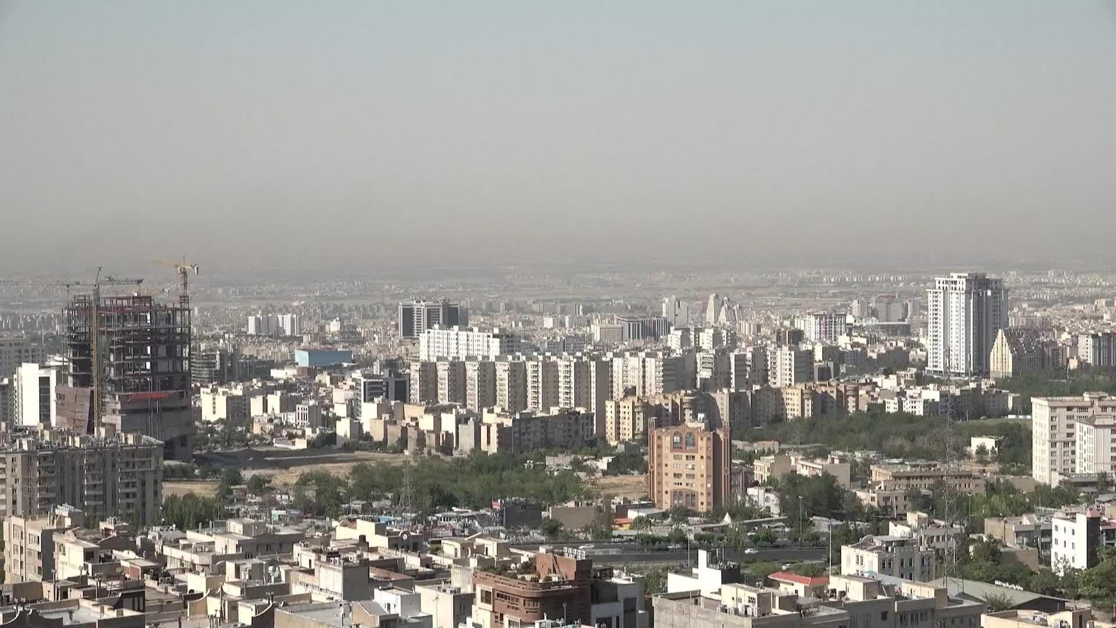 J004-IRÁN REAX IRANÍES NOCHE DE BOMBARDEOS