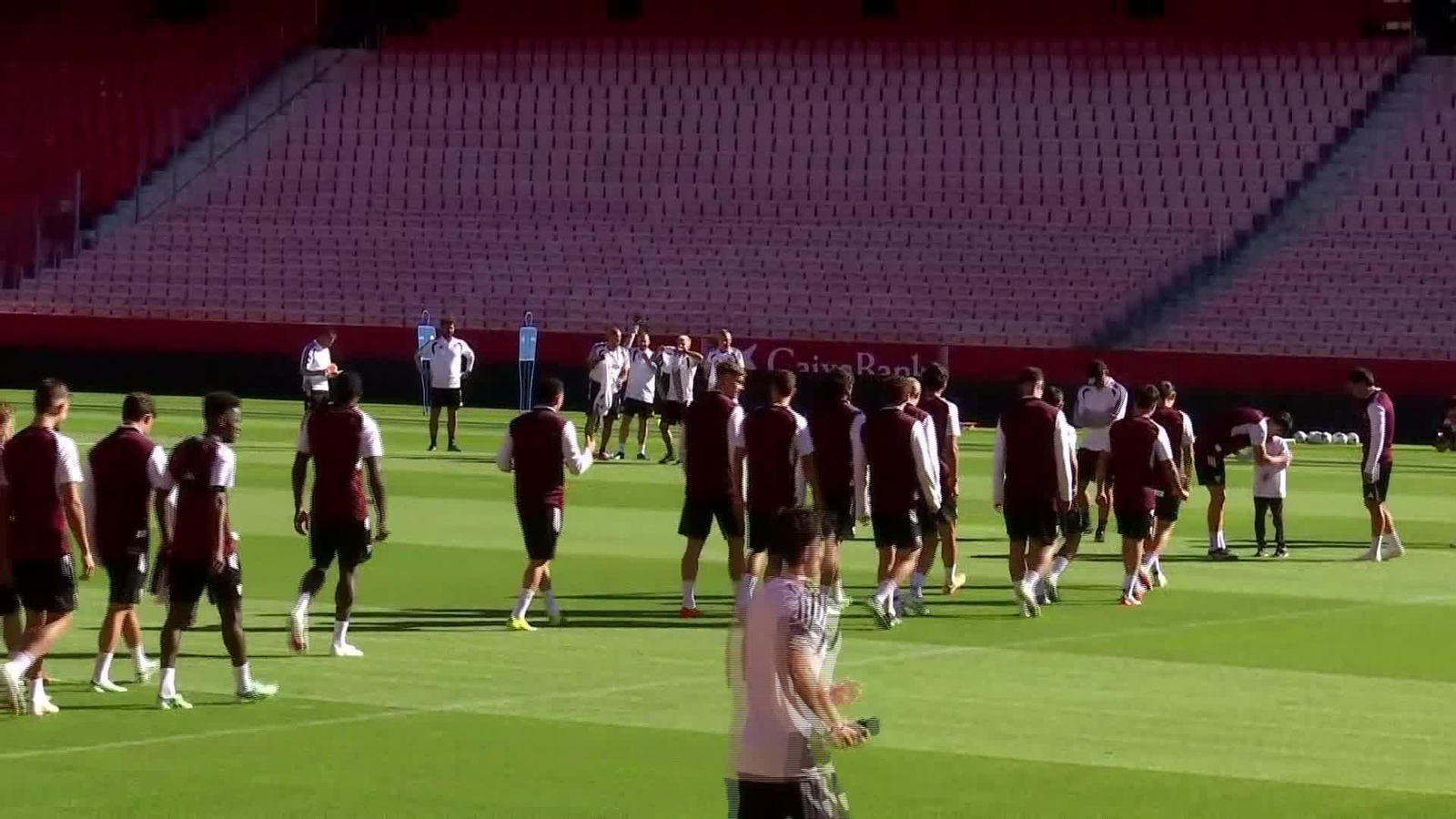 D035-SEVILLA ENTRENAMIENTO Y RP DEL SEVILLA 2