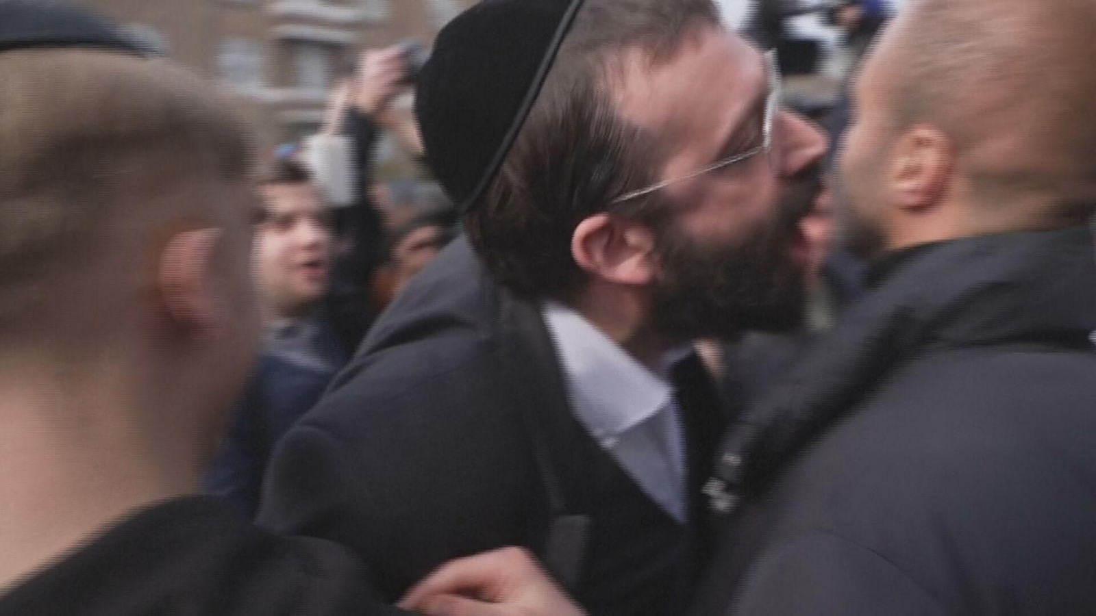 va echan equipo al jazeera lugar ambulancias londres