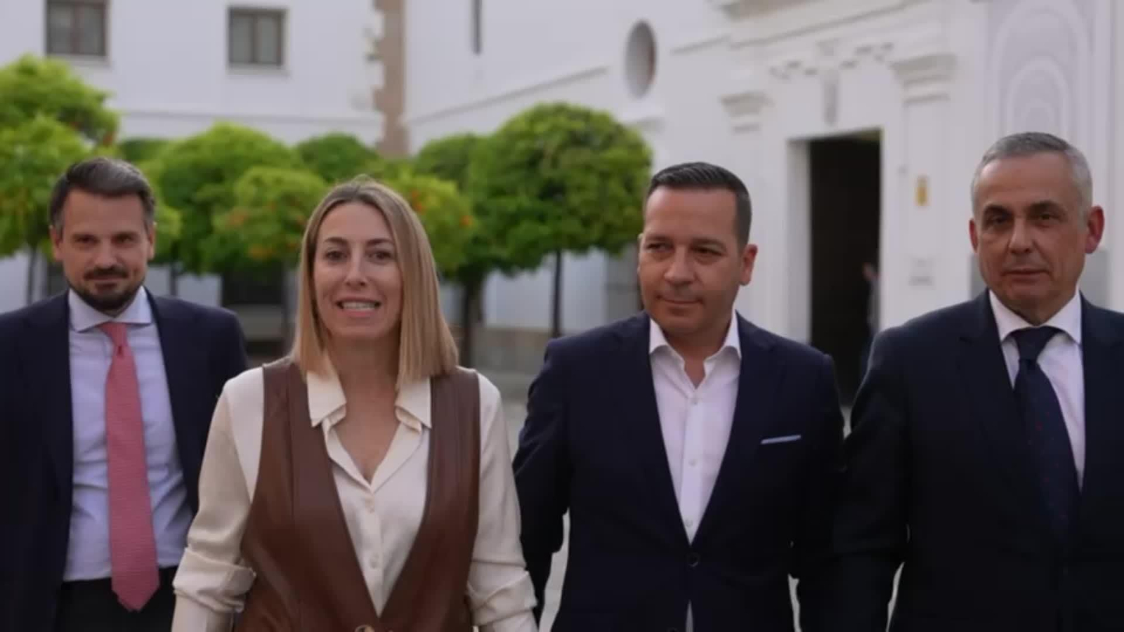 V010-BADAJOZ ACUERDO PP VOX EXTREMADURA