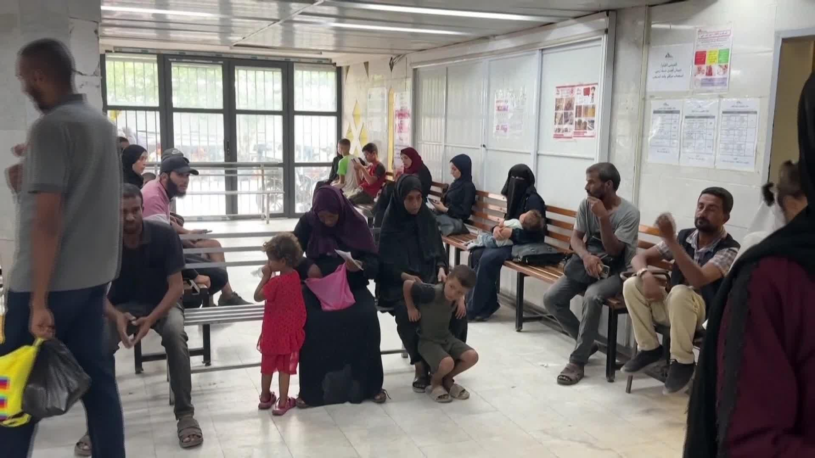 V058-GAZA NIÑOS MALNUTRIDOS