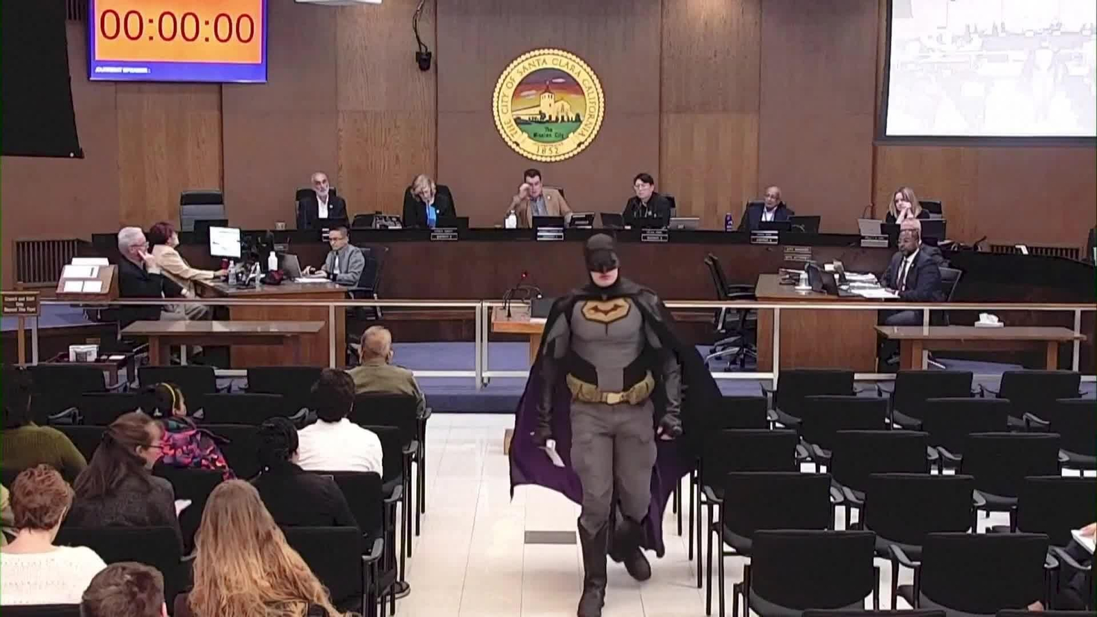 va eeuu batman pide ayuda ice corte de california