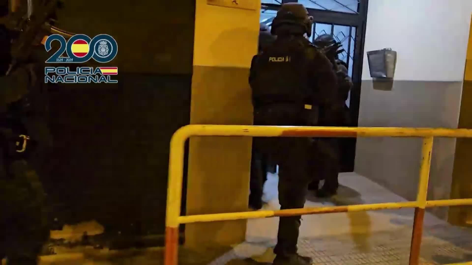 L021-IMAGENES POLICIA CELULA TERRORISTA ACELERACIONISTA
