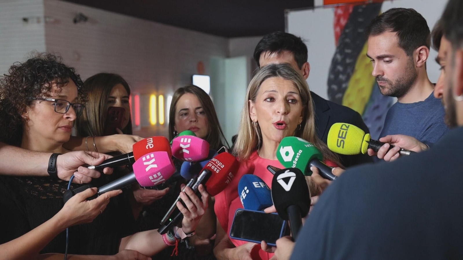 V027 BADAJOZ DECLARACIONES YOLANDA DIAZ frame 4219