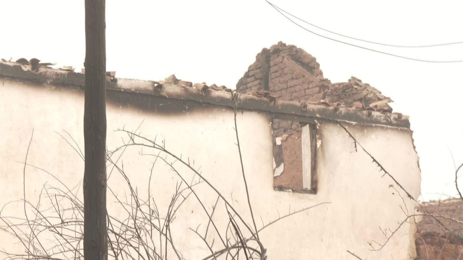 L069-PALENCIA INCENDIO GUARDO TARDE