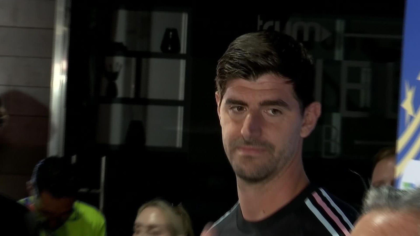 J033-EEUU DECLARACIONES COURTOIS