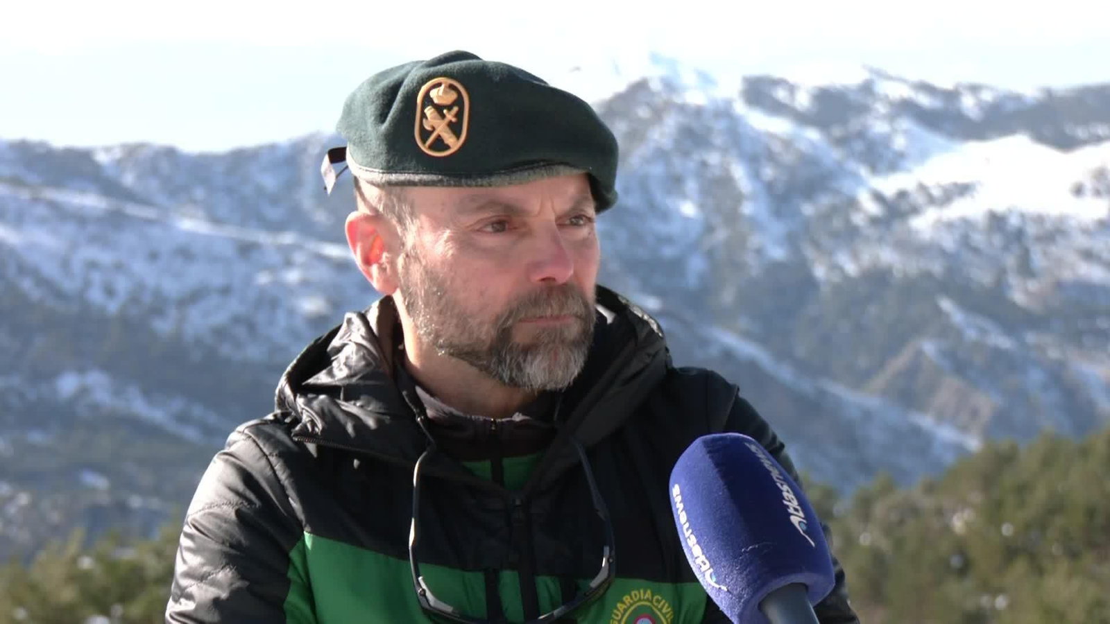 M027-GRANADA COLAS PARA ACCEDER A SIERRA NEVADA