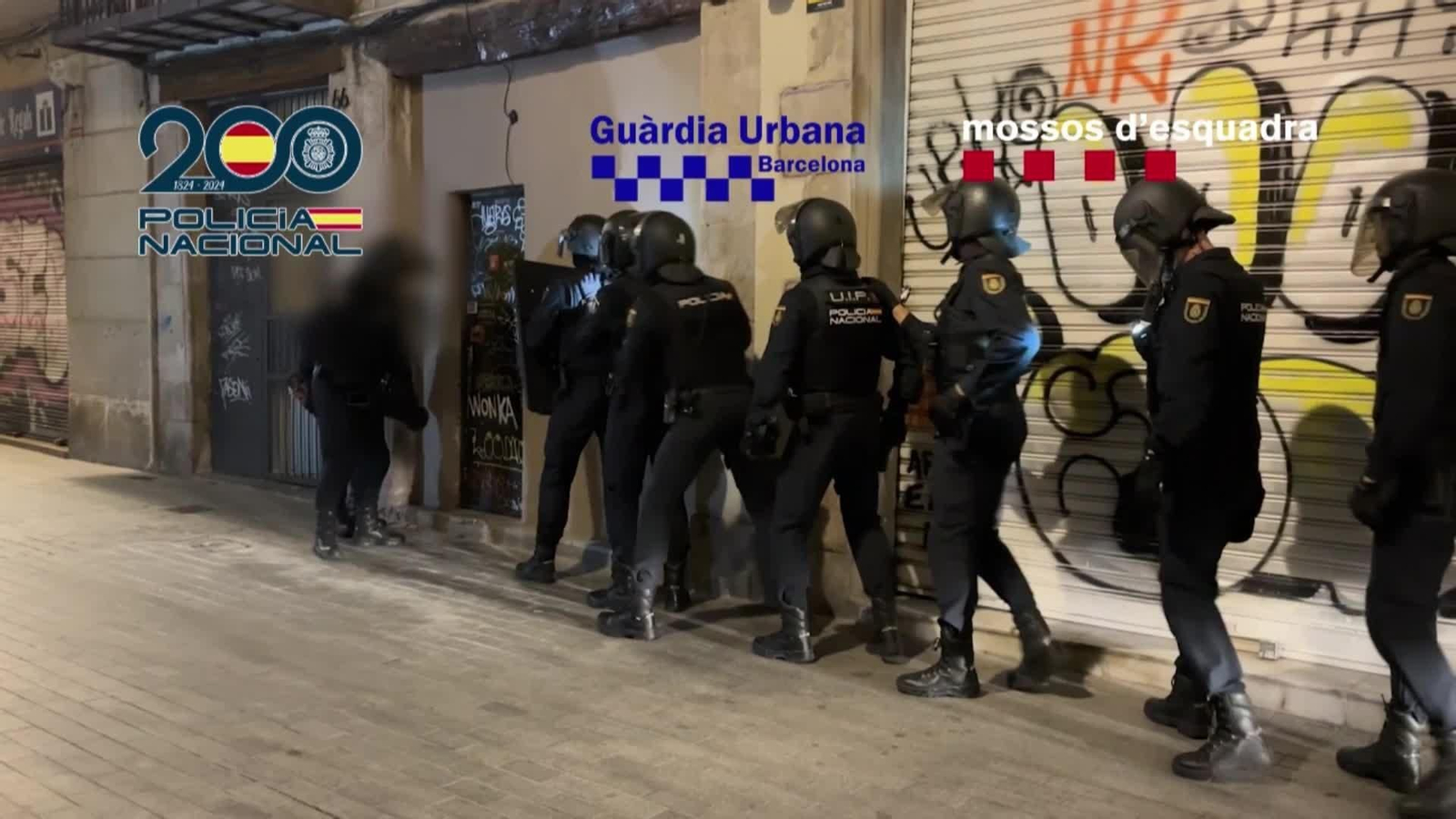 J017-IMAGENES POLICIA EXPLOTACION MUJERES CENTRO ESTETICA