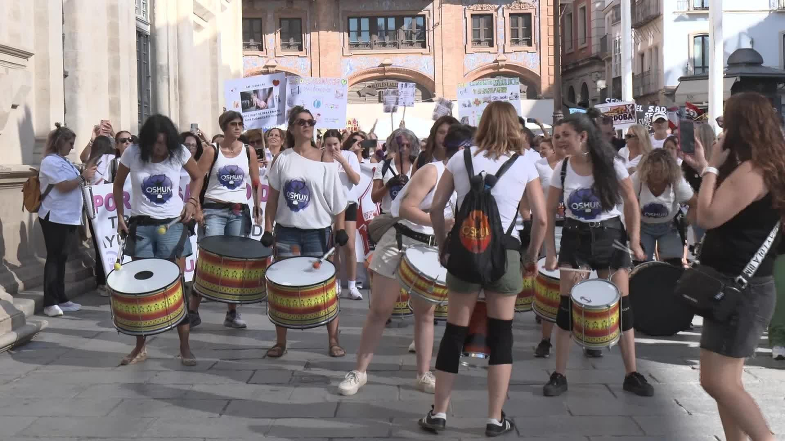 S036-SEVILLA PROTESTA AYUDA DOMICILIARIA